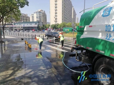 鹽南高新區(qū)城管局:精細(xì)化環(huán)衛(wèi)保潔 助力文明城市創(chuàng)建