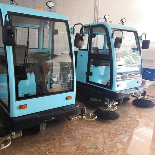 工程車間用掃地車 電動掃地車駕駛式 小型電動掃地車價格