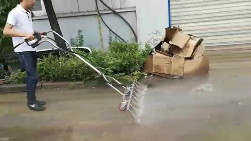 高壓沖洗車 路面清洗好幫手