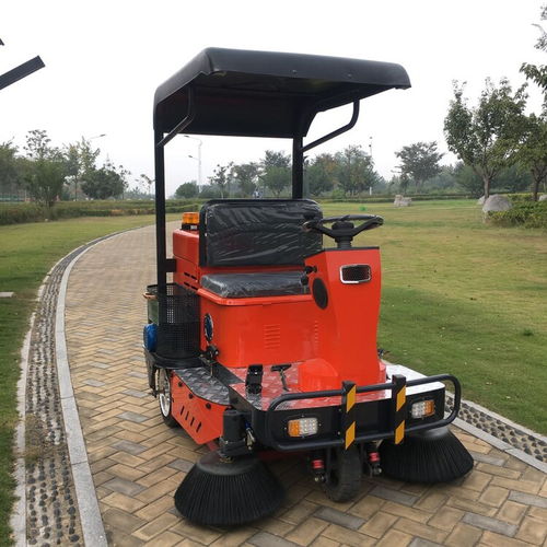 柳州柳寶掃地車lb x5物業(yè)掃路車環(huán)衛(wèi)清掃車吸塵掃地車