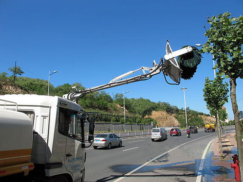 隧道清洗車 隧道墻面清洗車配置 報價 廠家聯(lián)系方式