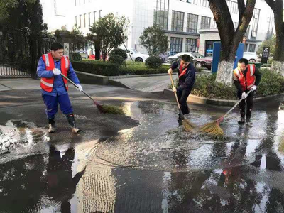紹興35條主要道路開展“地毯式循環(huán)清洗”