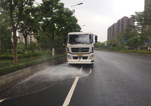 新型高壓清洗車投入使用,道路保潔工作迎來(lái) 新兵