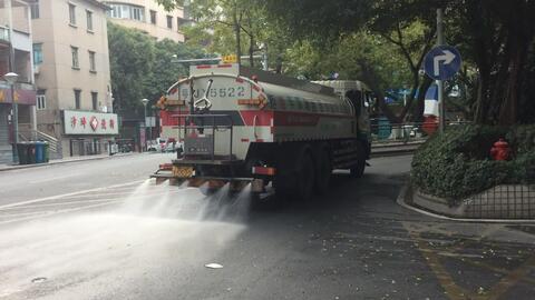 這是三亞部分的灑水車哦,有點多要看完這是三亞部分的灑水車,可能有點多,有一些不是重復的車輛哦 嗶哩嗶哩 bilibili