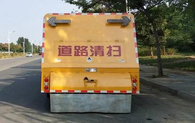 豪沃牌重汽王牌10-12方掃路車
