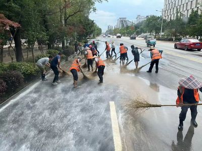 屯溪區:汛后清淤城市展新顏_中安在線