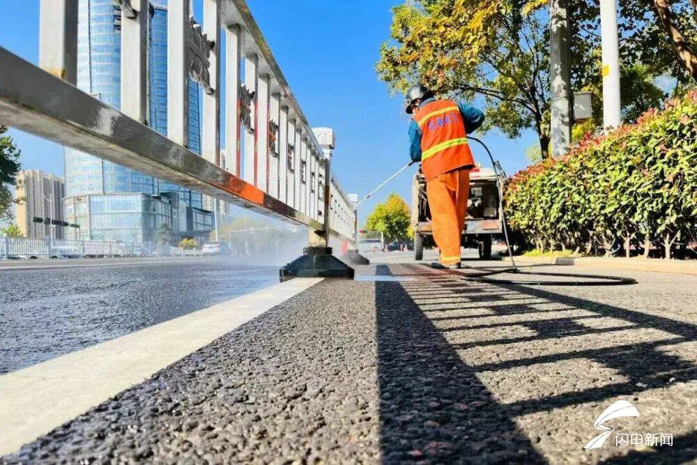 日照開展春季道路保潔扮靚城市顏值