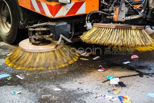 道路清掃器