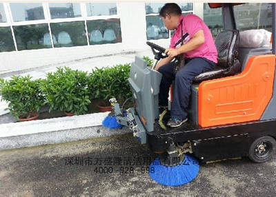 湛江電動路面清掃吸塵車,湛江電瓶路面清掃車_環保設備欄目
