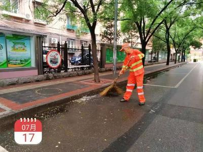 「擦亮城市西大門」精細化保潔作業 降低道路積塵負荷