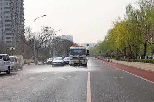 西城區(qū)打造揚(yáng)塵精細(xì)化管控示范區(qū) 推動(dòng)高質(zhì)量發(fā)展與垃圾清運(yùn)治理